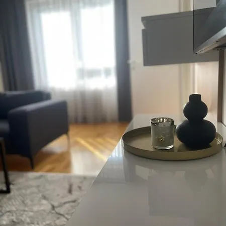 Quiet Luxe *